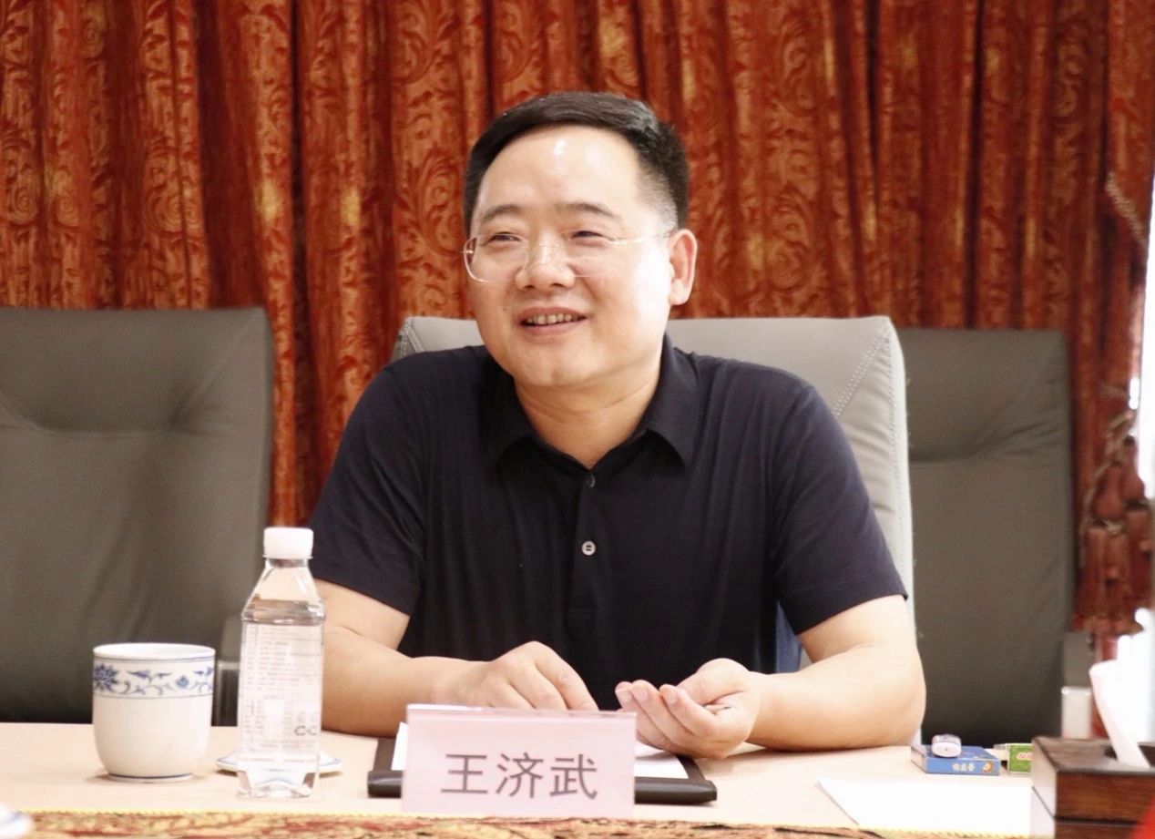 2897e25a6a5c4fdcb1079f4acce7c12d.jpg 2897e25a6a5c4fdcb1079f4acce7c12d.jpg